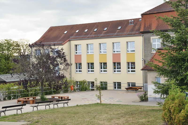 Gemeinde Unterwellenborn - Ortsteil Könitz - Friedrich-Herthum-Grundschule Könitz